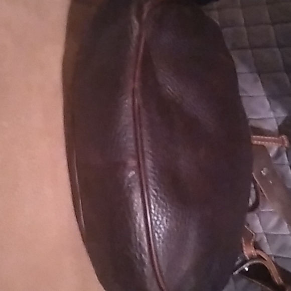 Dooney and Bourke hobo bag - Picture 4 of 5